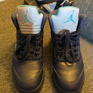 Midnight Navy Retro Jordan 5s- 10.5 men’s